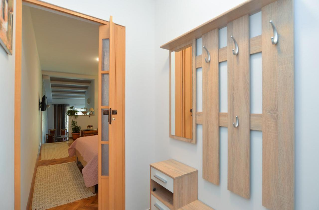 Apartments Voltica 1049 Ровинь Экстерьер фото