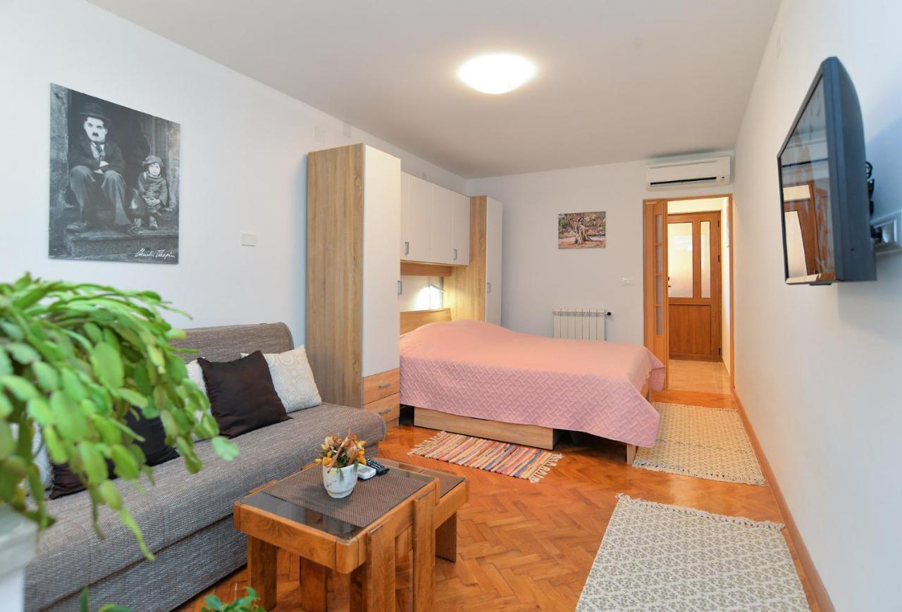 Apartments Voltica 1049 Ровинь Экстерьер фото